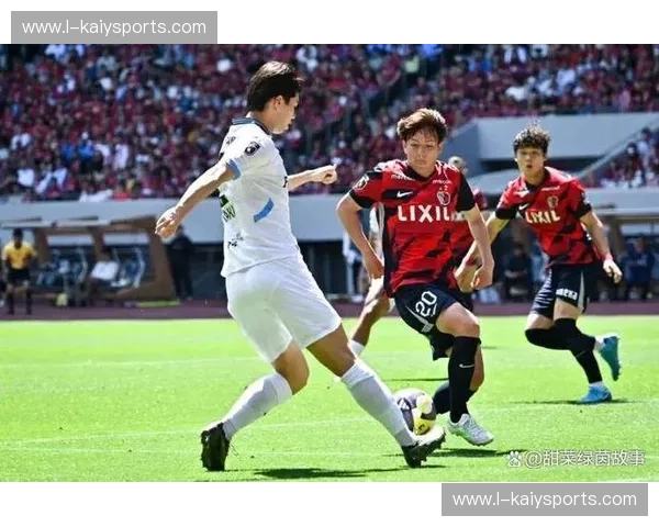 蓝色火焰与三箭齐发:FC东京与广岛三箭的绿茵宿命对决