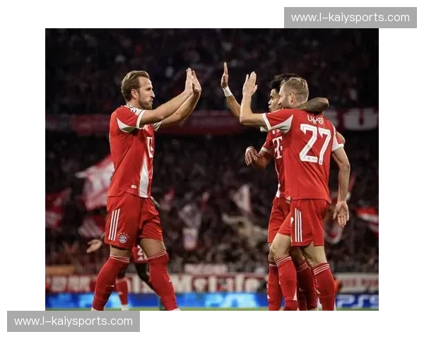 欧冠夜的传奇:拜仁4-0巴萨,一场改写历史的经典之战